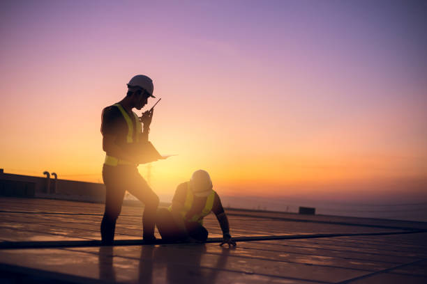 Best Best Roofing Contractors  in Marquette, MI